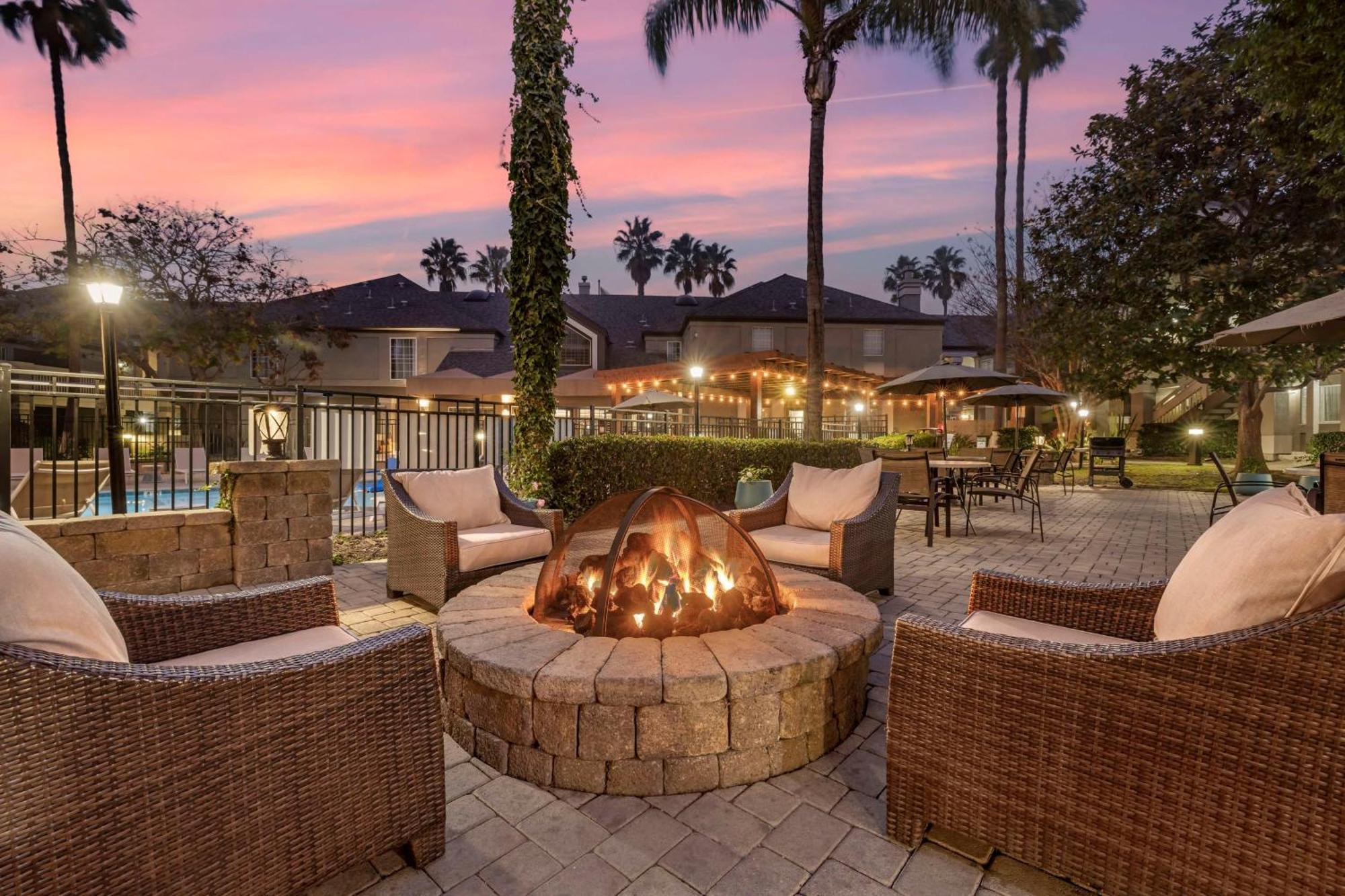 Sonesta Es Suites Torrance Redondo Beach Buitenkant foto